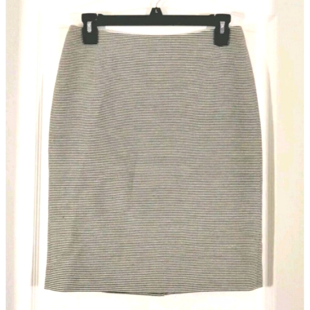 Talbots Black Label Size 2 P Petite Pencil Skirt Blue White Striped Fully Lined - Picture 1 of 6